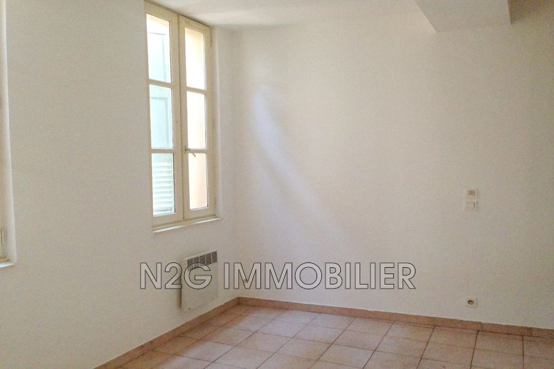 Photo Appartement Grasse Location appartement 2 pièces 34 m²