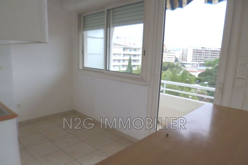 Photo Apartment Cannes Centre-ville, Rentals apartment 1 room 30 m²