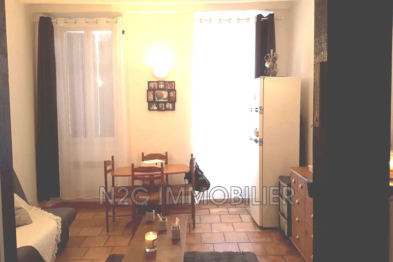 Photo n°2 - Location appartement Callas 83830 - 325 €