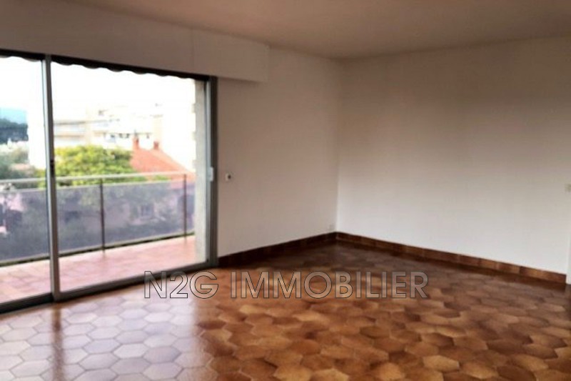 Photo Apartment Le Cannet Centre-ville, Rentals apartment 4 rooms 92 m²