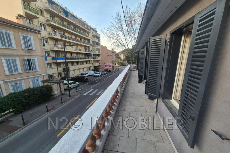 Location appartement Grasse  