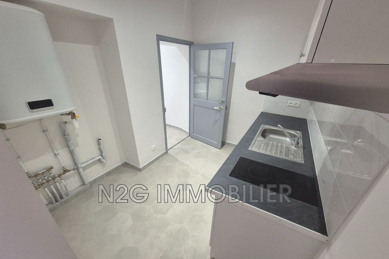 Location appartement Grasse  