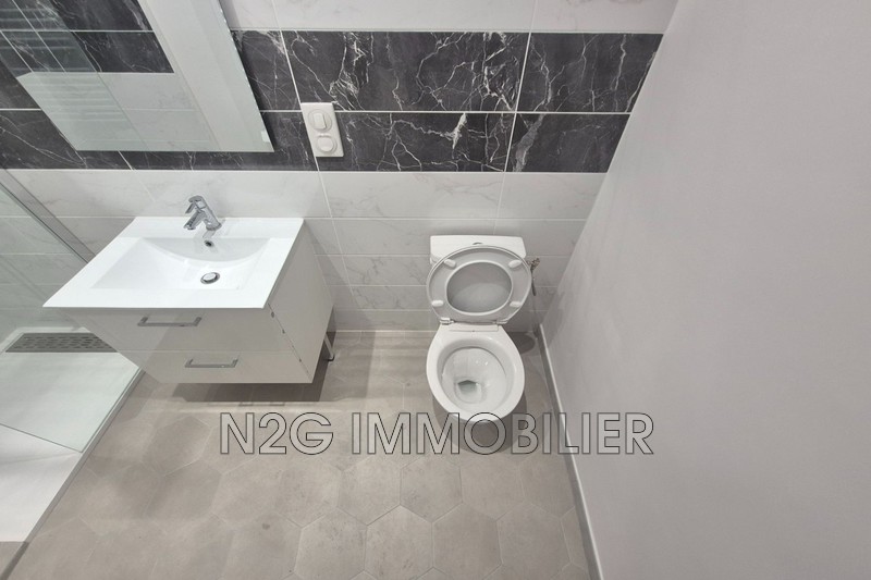 Location appartement Grasse  