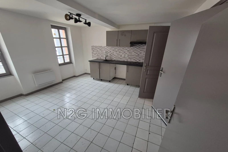 Location appartement Grasse  