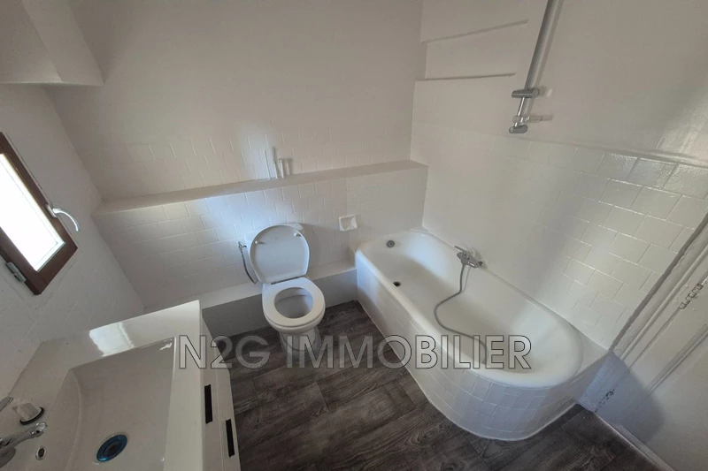 Location appartement Grasse  