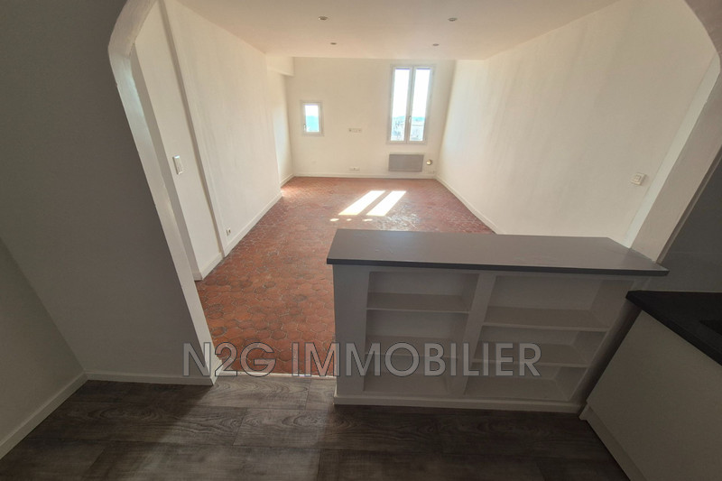 Location appartement Grasse  