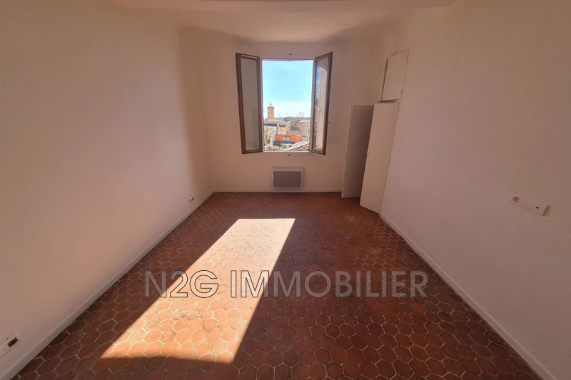 Location appartement Grasse  