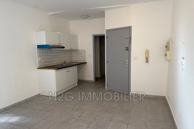 Location appartement Vallauris  