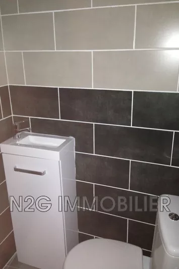 Location appartement Grasse  