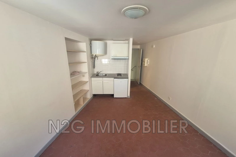 Location appartement Grasse  
