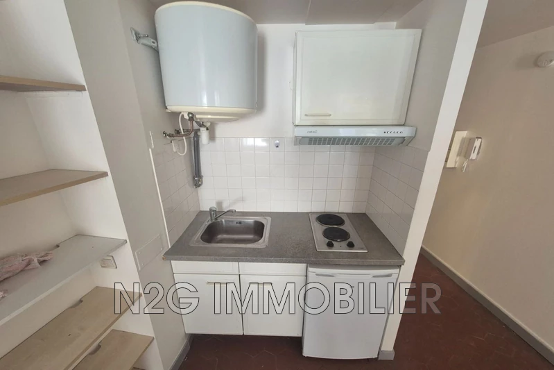Location appartement Grasse  