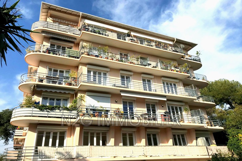 Photo Appartement Cannes Centre-ville,   achat appartement  3 pièces   80&nbsp;m&sup2;