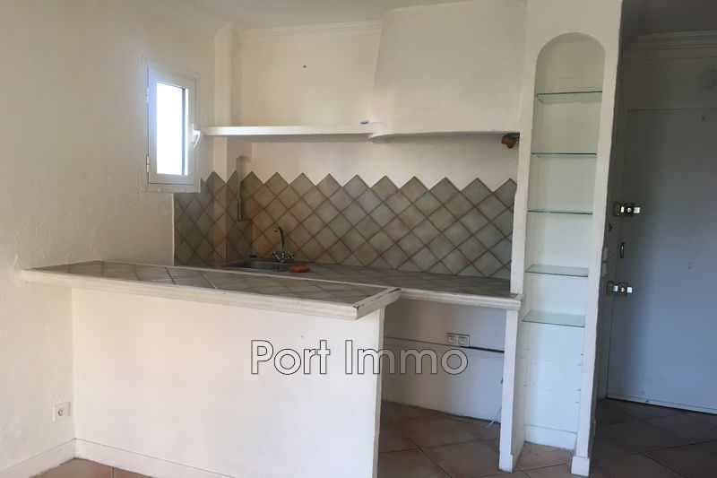 Photo Apartment Villeneuve-Loubet Plage, Rentals apartment 1 room 24 m²