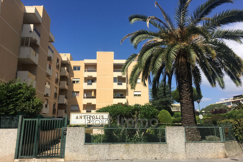 vente Garage box fermé Saint-laurent-du-var Vespins Box fermé Saint-Laurent-du-Var Vespins, Location box fermé