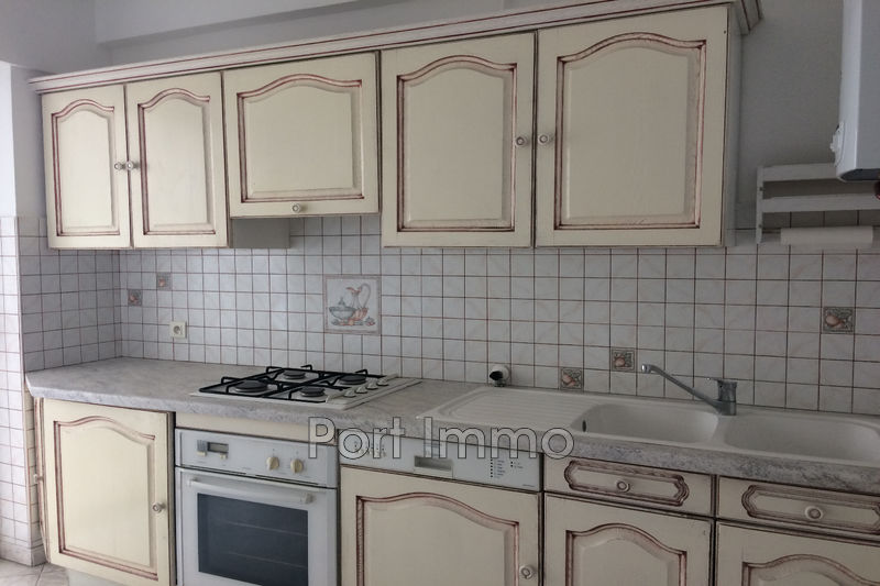 vente Appartement Cagnes-sur-mer Centre-ville Appartement Cagnes-sur-Mer Centre-ville, Location appartement 4 pièces 84 m²