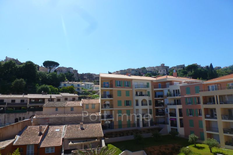 Photo Appartement Cagnes-sur-Mer Centre-ville, Location appartement 2 pièces 45 m²