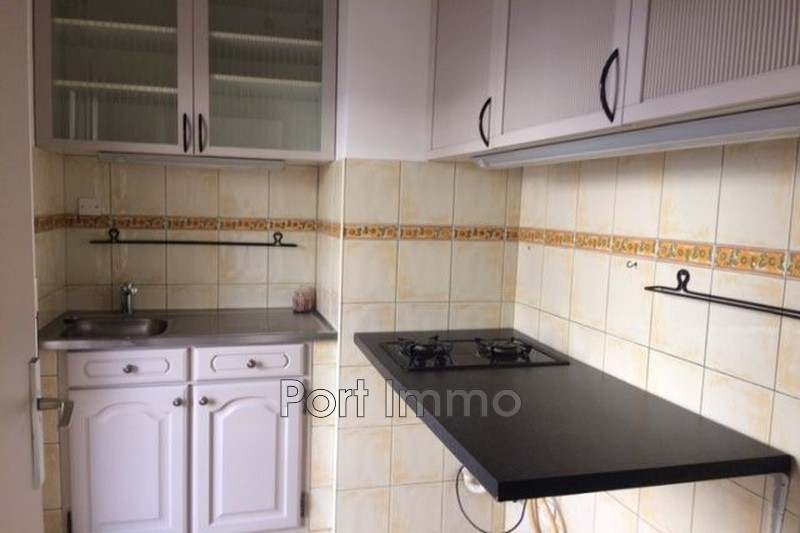 vente Appartement Saint-laurent-du-var Centre-ville Appartement Saint-Laurent-du-Var Centre-ville, Location appartement 1 pièce 29 m²