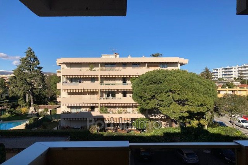 Photo Appartement Saint-Laurent-du-Var Vespins, Location appartement 1 pièce 27 m²