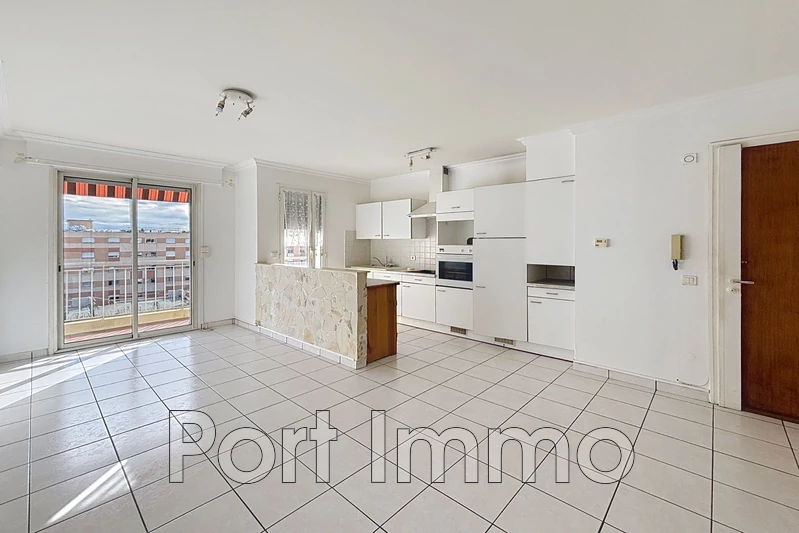 Appartement Cagnes-sur-Mer Pinede,  Location appartement  3 pièces   61&nbsp;m&sup2;