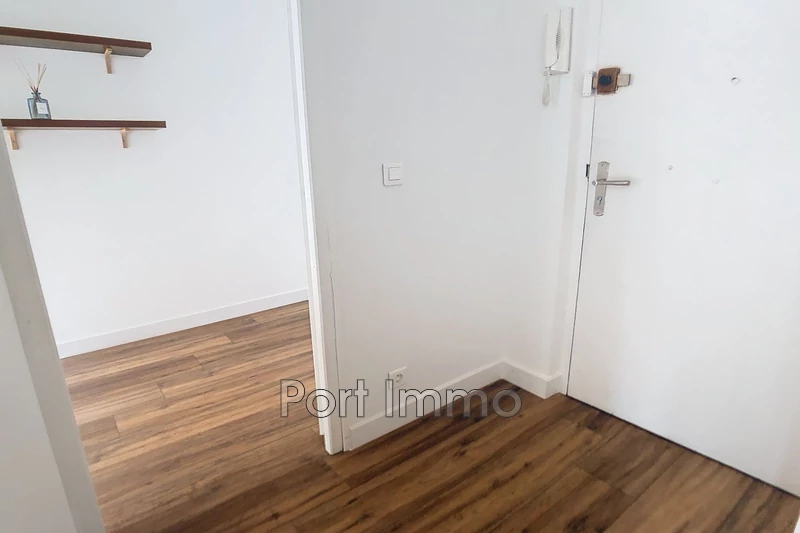 Professionnel bureau Cagnes-sur-Mer  