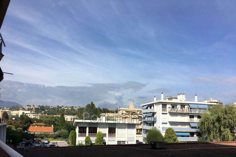 Photo Traversant Cagnes-sur-Mer Maréchal juin, to buy traversant 3 rooms 64 m²