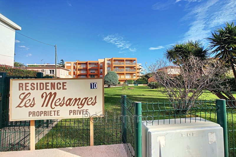 Photo Appartement Cagnes-sur-Mer Vespins, achat appartement 2 pièces 51 m²