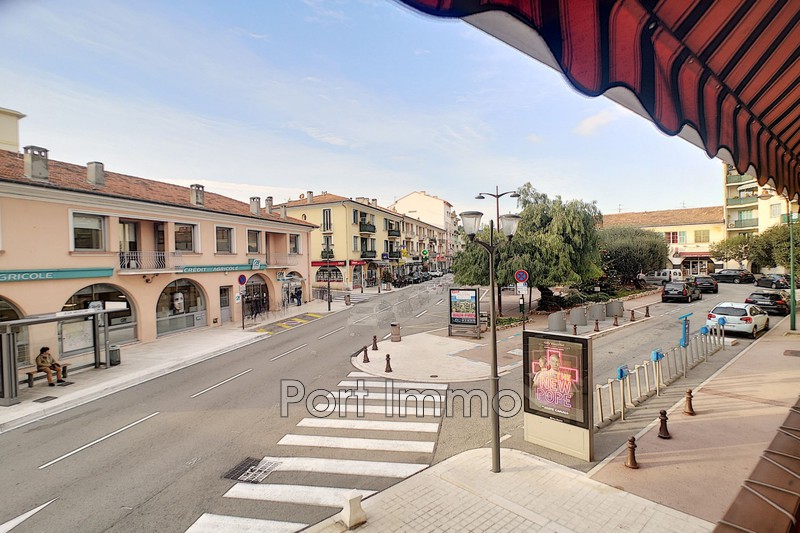 Photo Apartment Saint-Laurent-du-Var Centre-ville, to buy apartment 2 rooms 57 m²