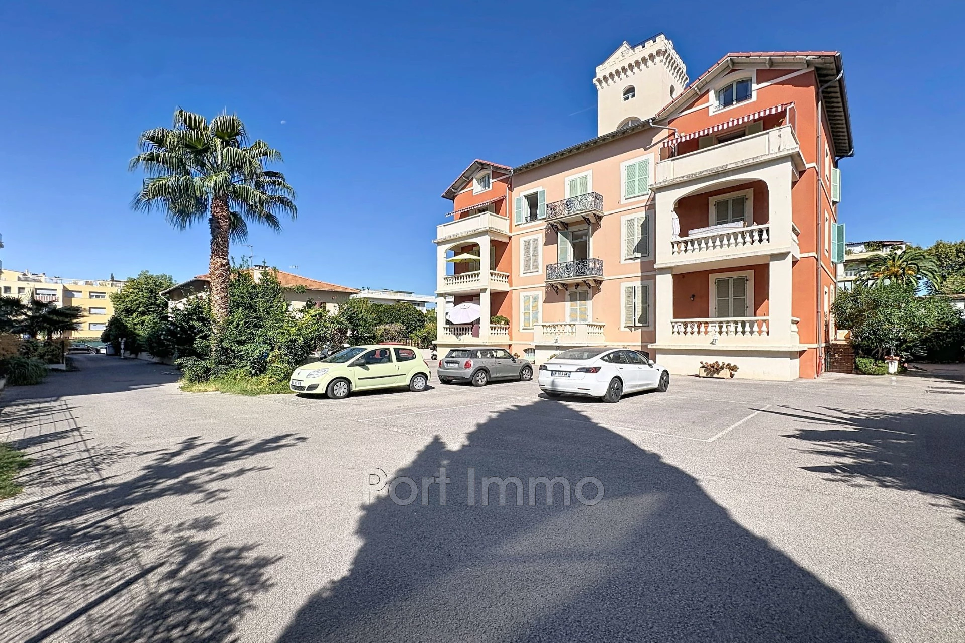 Appartement 3 pièces 25 m² · à Cagnes-sur-Mer · 25 m² · 370 000 €