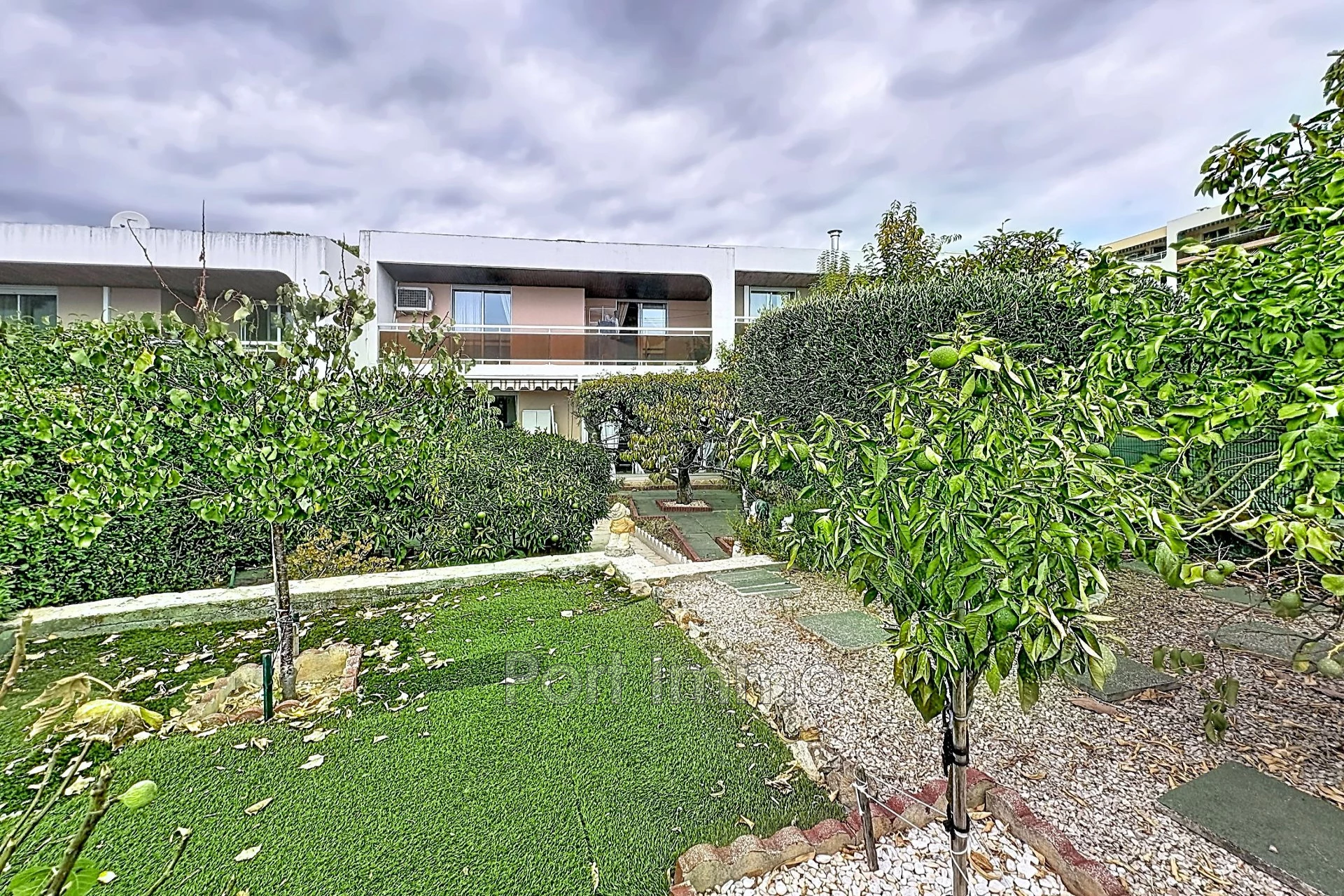 Maison 4 pièces 28 m² · à Saint-Laurent-du-Var · 28 m² · 595 000 €