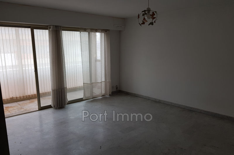 Photo Appartement Cagnes-sur-Mer Centre-ville, achat appartement 2 pièces 53 m²