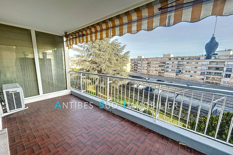 Photo Apartment Golfe-Juan Centre et mer,   to buy apartment  2 rooms   48&nbsp;m&sup2;