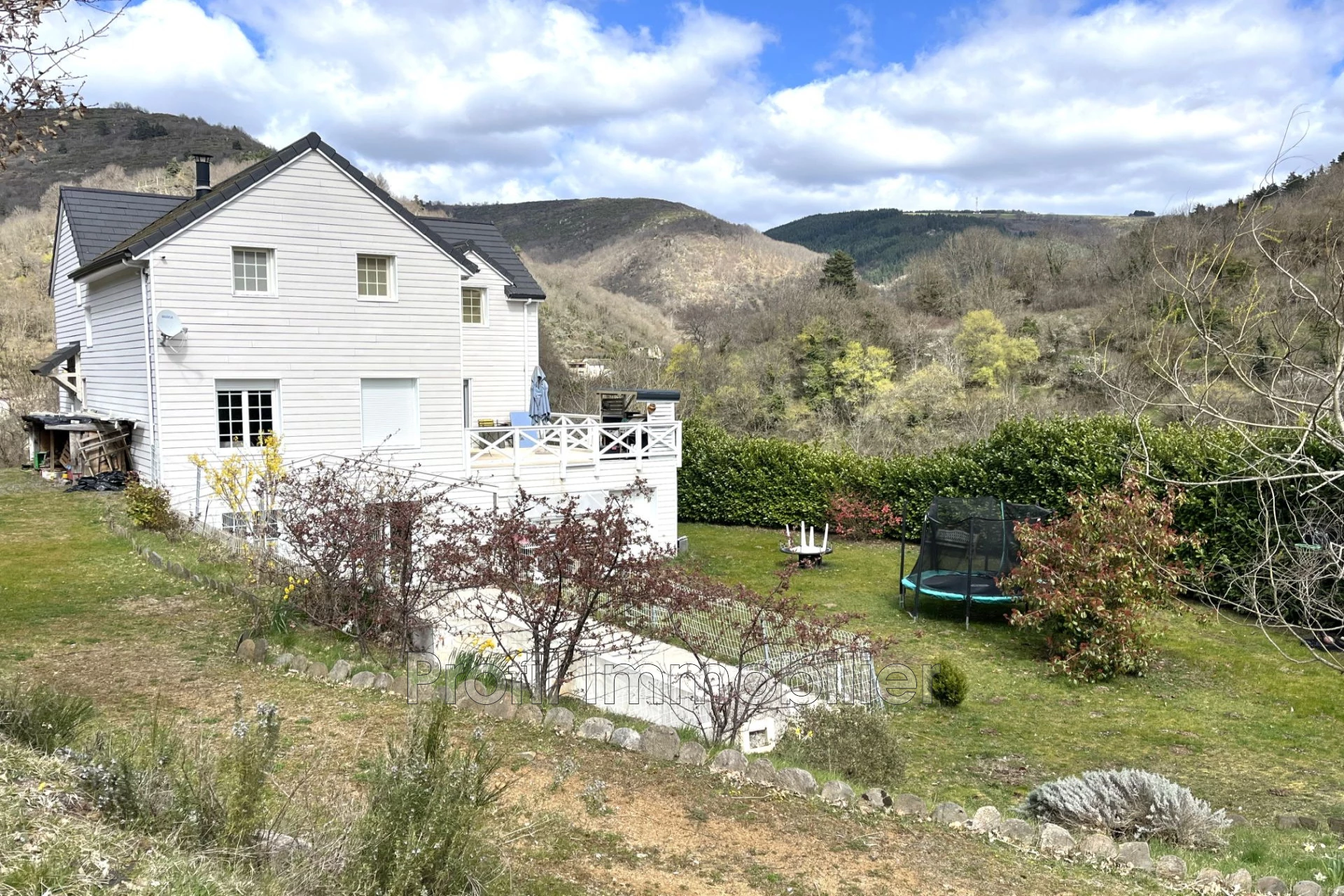 Maison 6 pièces 235 m² · à Marvejols · 235 m² · 449 000 €
