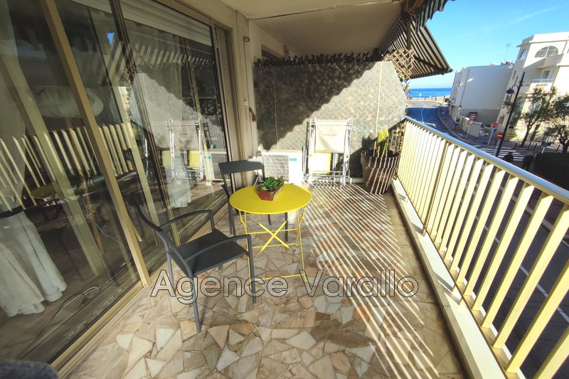 appartement  2 rooms  Antibes Centre maizieres  61 m² -   