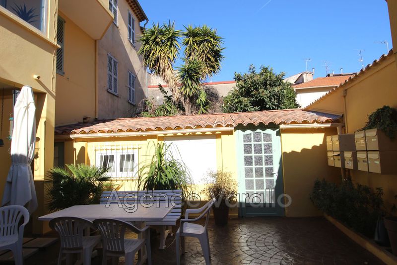 Photo Apartment Antibes Vieil antibes, Rentals apartment 2 rooms 35 m²