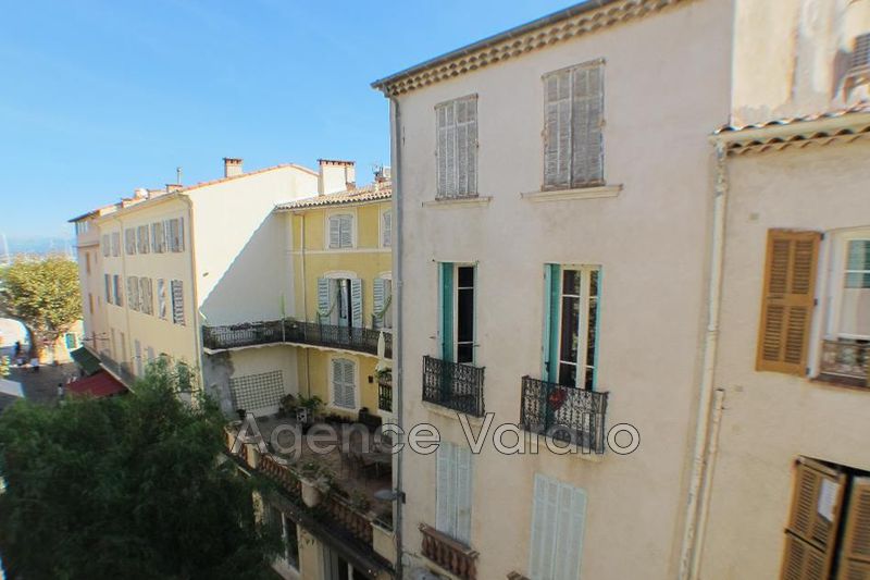 Photo Appartement Antibes Vieil antibes, Location appartement 3 pièces 42 m²