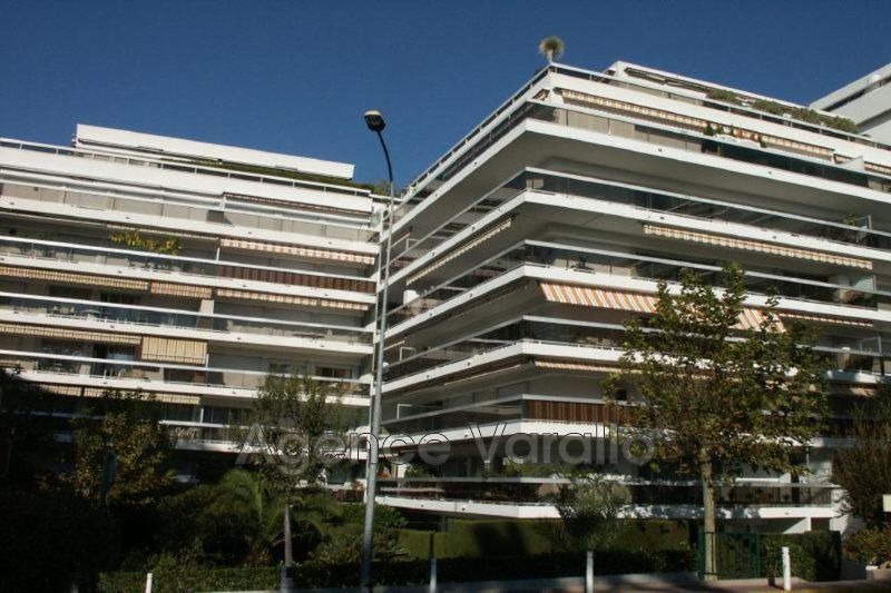 Photo Appartement Juan-les-Pins Rostagne, Location appartement 1 pièce 35 m²