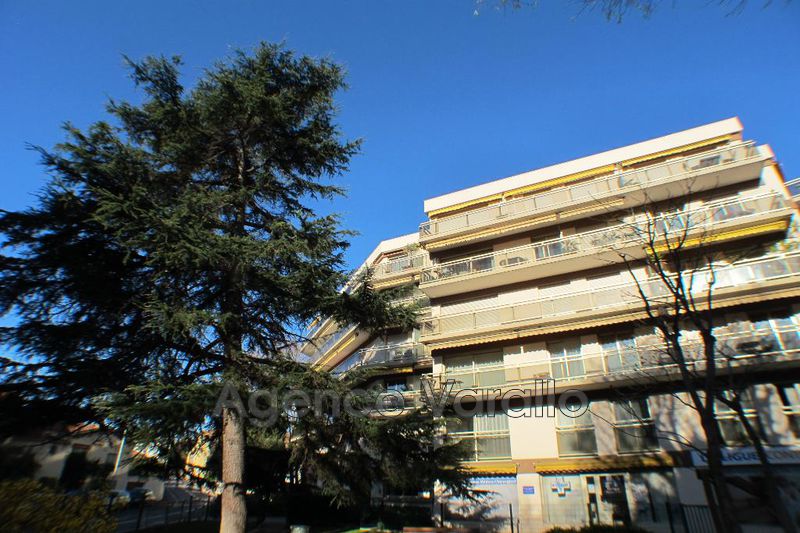 Photo Appartement Antibes Centre, Location appartement 4 pièces 88 m²