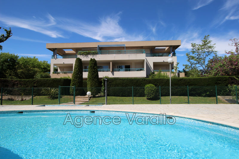 Photo Apartment Antibes Laval, Rentals apartment 2 rooms 34 m²