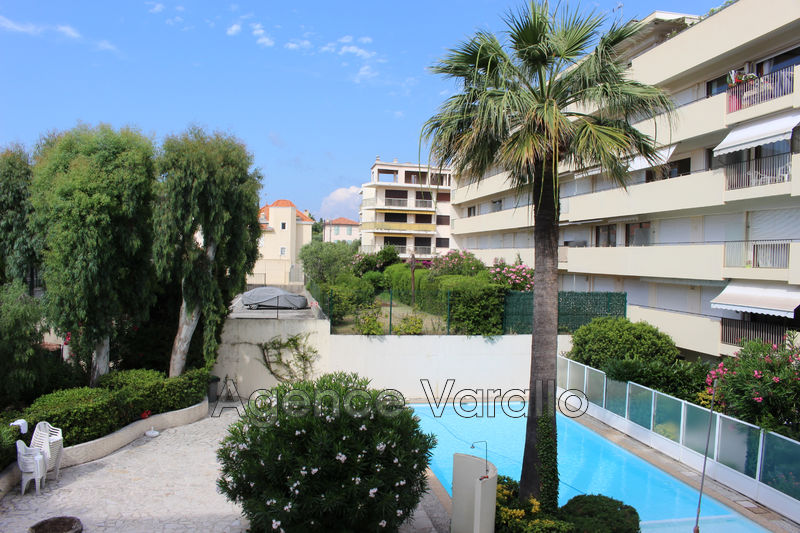 Photo Appartement Juan-les-Pins Antibes front de mer, Location appartement 2 pièces 49 m²