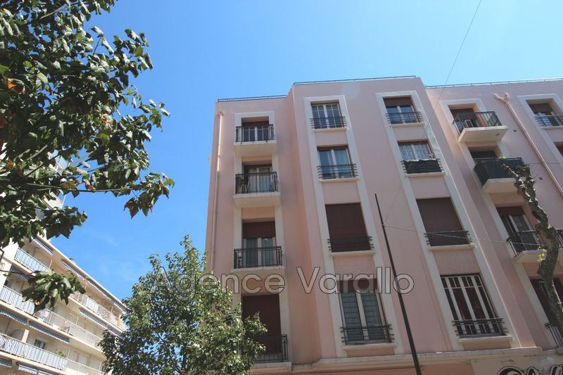 Photo Appartement Juan-les-Pins Juan centre, Location appartement 2 pièces 47 m²