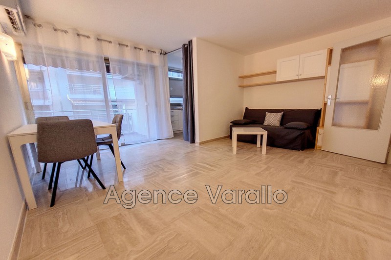 Photo Appartement Antibes Antibes centre, Location appartement 1 pièce 28 m²