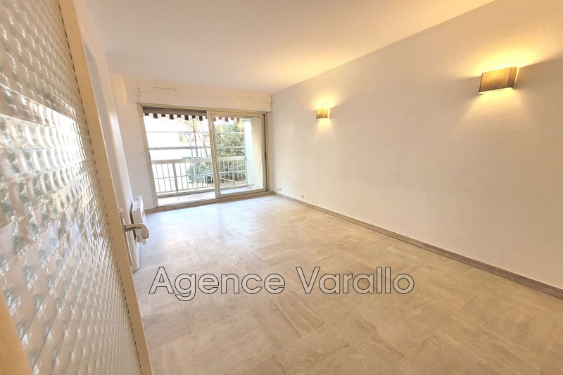 Apartment Antibes Antibes centre,  Rentals apartment  1 room   20&nbsp;m&sup2;