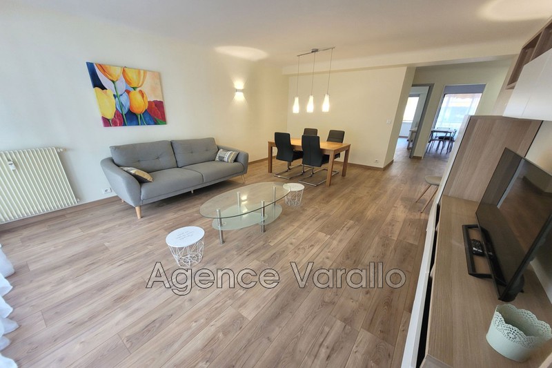 Appartement Antibes Antibes centre,  Location appartement  3 pièces   72&nbsp;m&sup2;