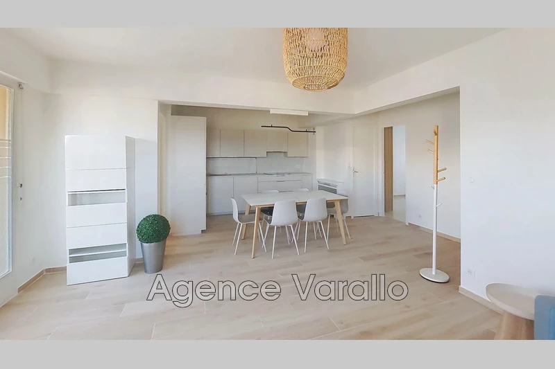 Appartement Antibes Antibes centre,  Location appartement  3 pièces   68&nbsp;m&sup2;