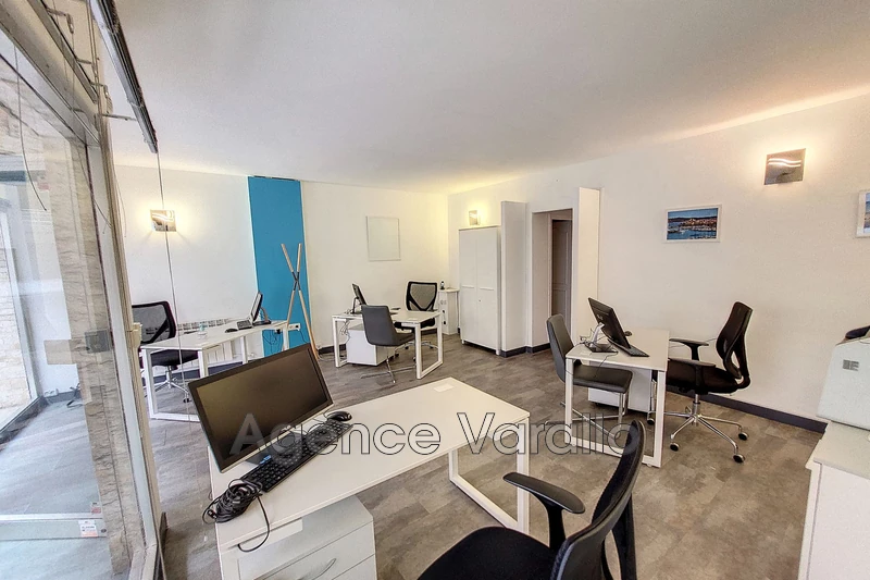 Murs local professionnel Antibes Antibes centre,  Professionnel murs local professionnel   30&nbsp;m&sup2;