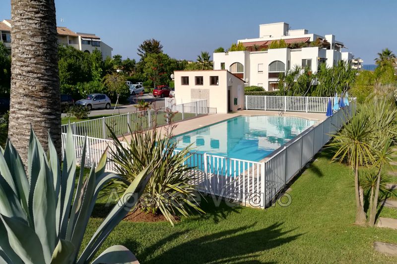 Photo Apartment Antibes Breguieres, to buy apartment 1 room 26 m²