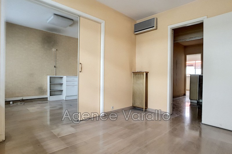 Photo Apartment Antibes Antibes centre, to buy apartment 3 rooms 65 m²