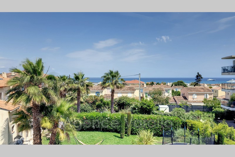 Photo Apartment Antibes Breguieres,   to buy apartment  3 rooms   56&nbsp;m&sup2;