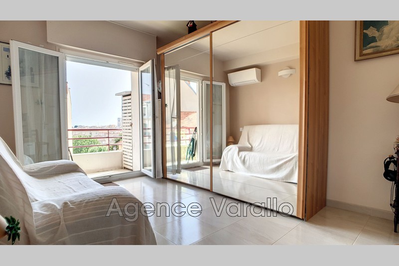 Photo Apartment Antibes Antibes centre,   to buy apartment  3 rooms   64&nbsp;m&sup2;
