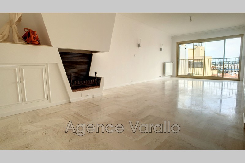 appartement  3 pièces  Antibes Antibes centre  78 m² -   